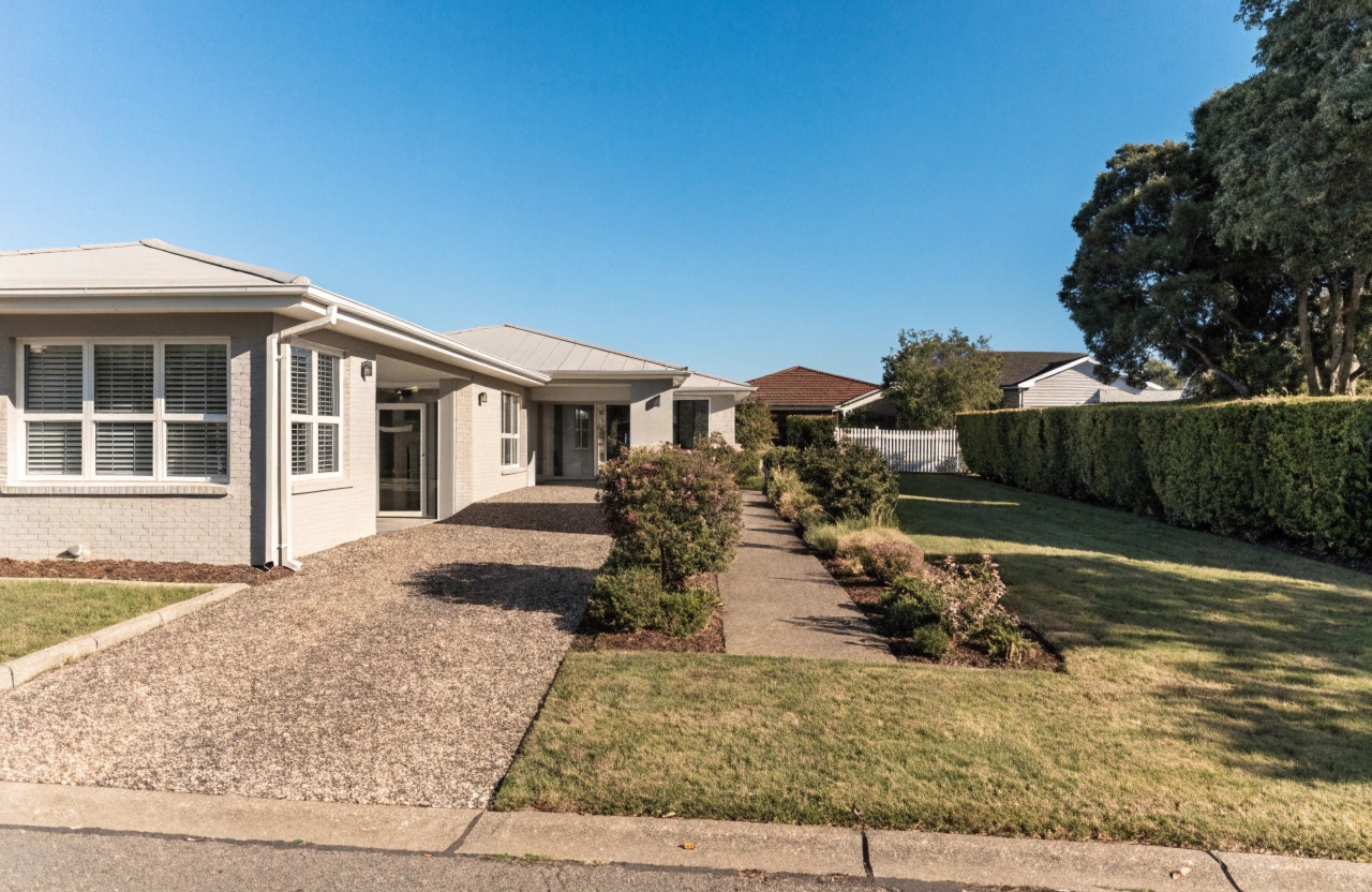 Canberra concreting services including driveway and pathway by Top Notch Concrete ACT